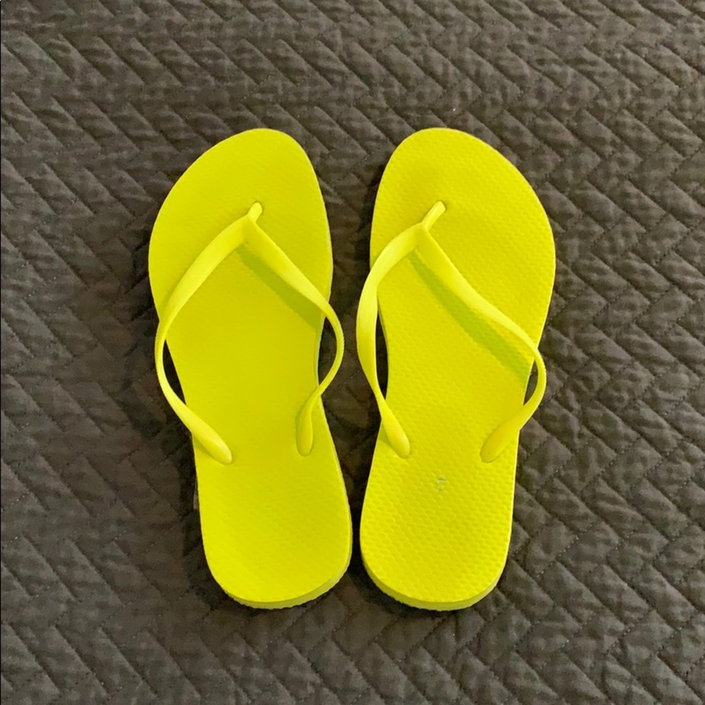 Old Navy flip flops